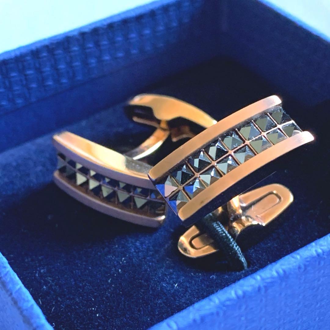 【期間限定値下げ】スワロフスキー ピンクゴールド カフスボタン箱付結婚式