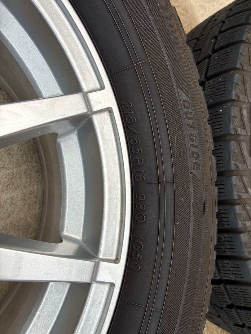 アルファード・ヴェルファイア　スタッドレス　大阪