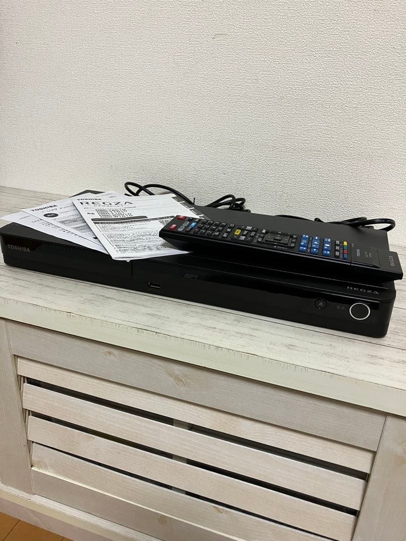 TOSHIBA 東芝 REGZA レグザ　ブルーレイレコーダー DBR-T101