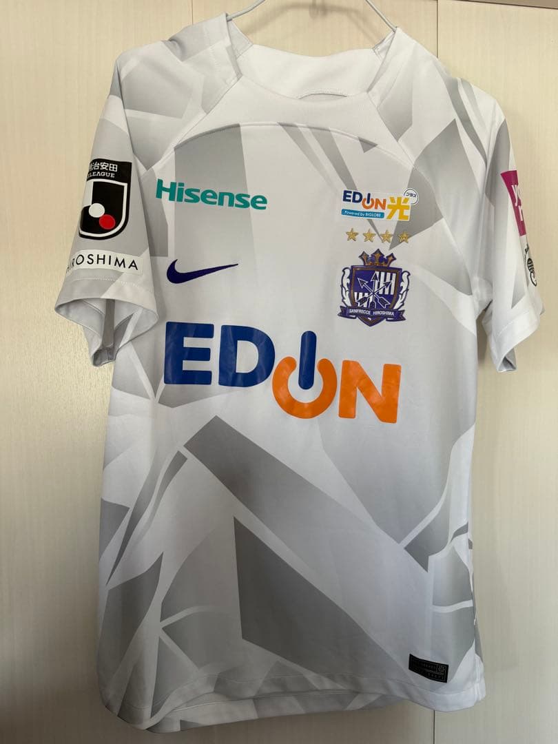 サンフレッチェ広島ユニホーム　トルガイアルスラン30 Lサイズ