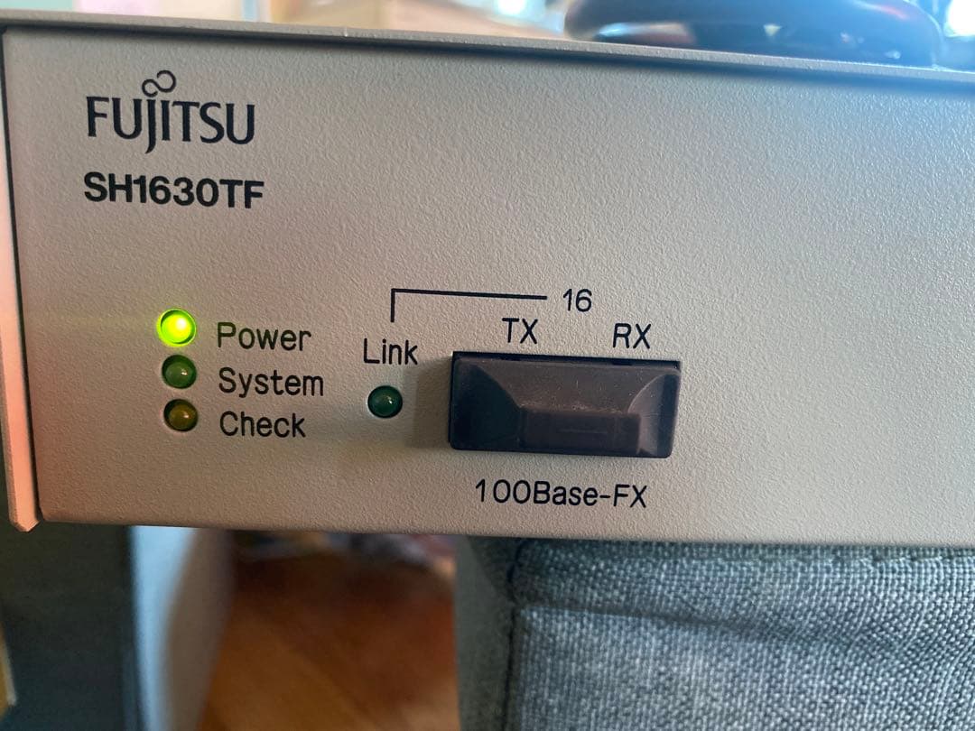 D5M007 富士通SH1630TF スイッチングハブ　動作保証